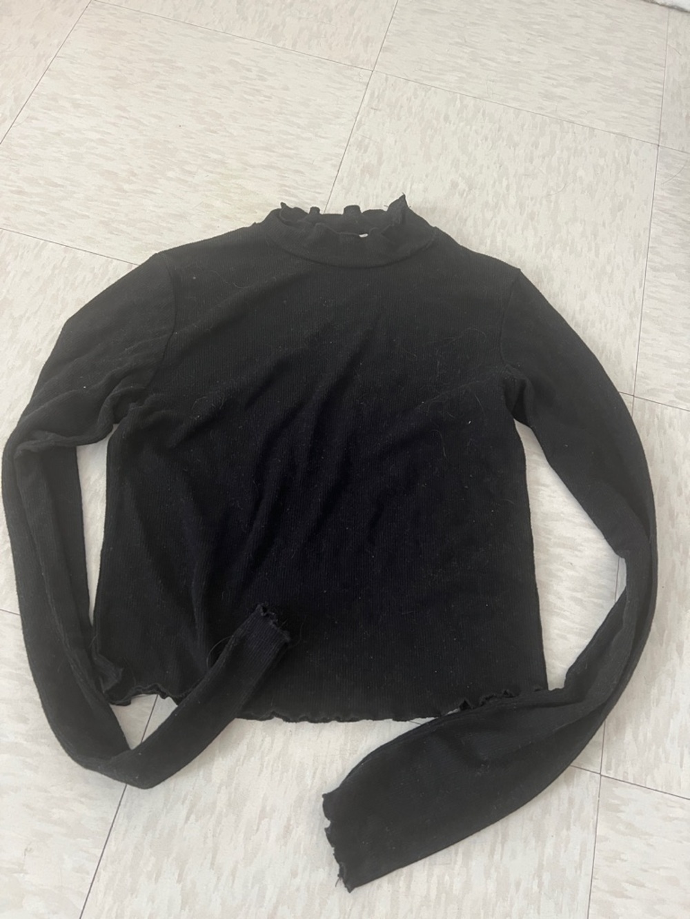 Fitted Lettuce Edge Mock Neck T Shirt